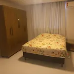 Apto Com Piscina E Churrasqueira Privativas