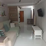 Apto Com Piscina E Churrasqueira Privativas